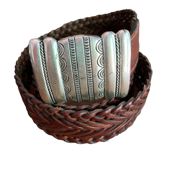 Vintage Leather Woven Made in Uraquay Belt Silver Etched Buckle Sz ML - Picture 1 of 6